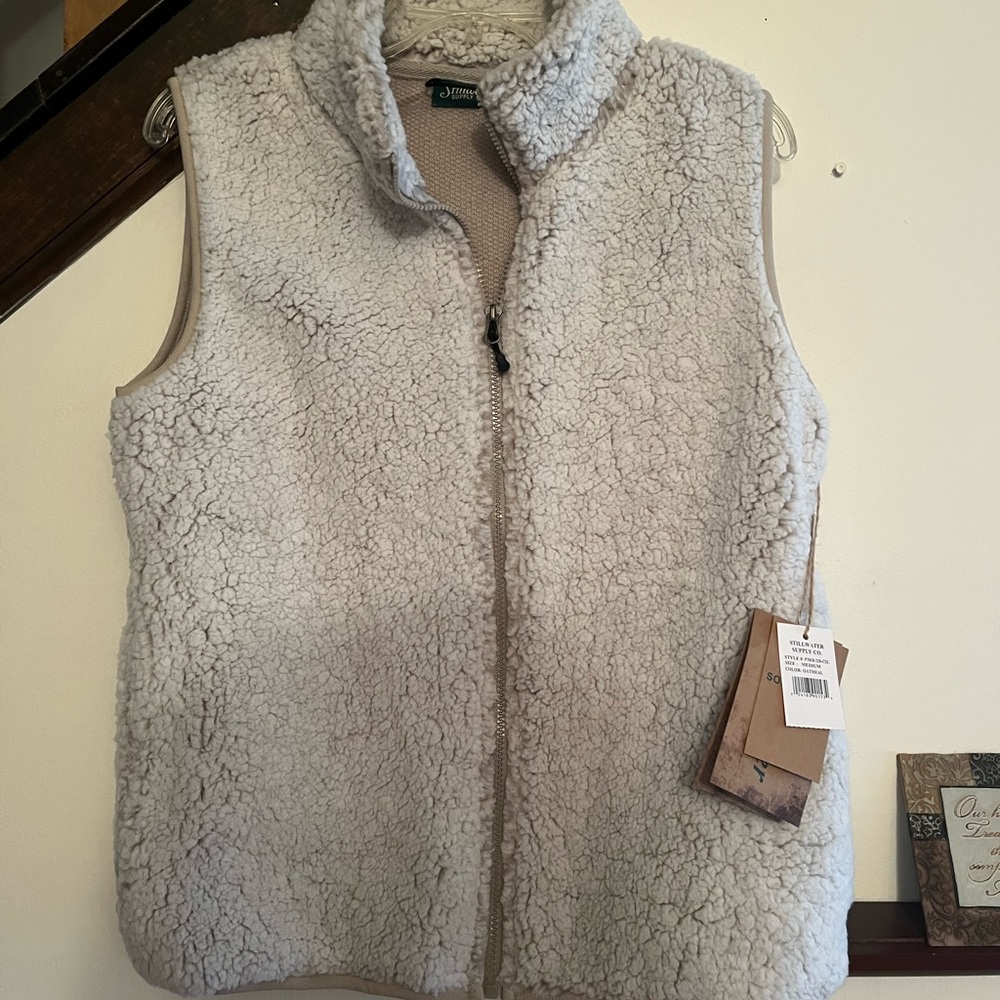 Stillwater Supply Co NWT women’s fleece vest